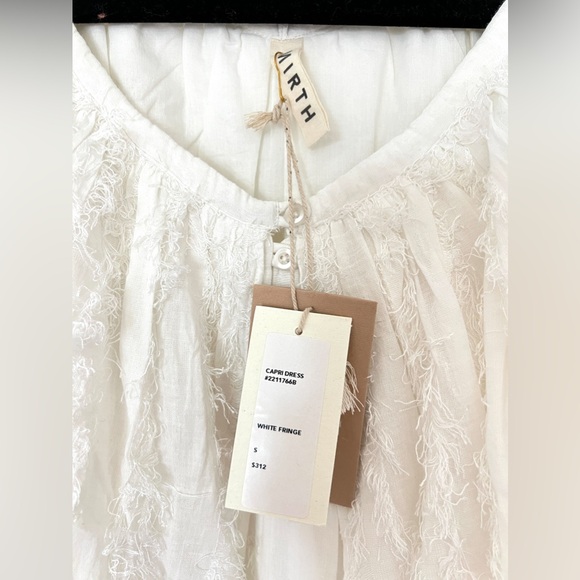 Mirth Capri Dress in White Fringe - Picture 8 of 11